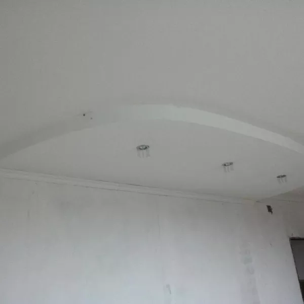 Облицовка стен, монтаж перегородок и потолка из гипсокартона. 6